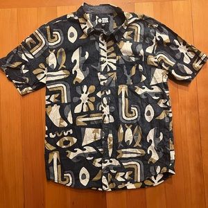 Men’s Salty Crew Button-Up Shirt